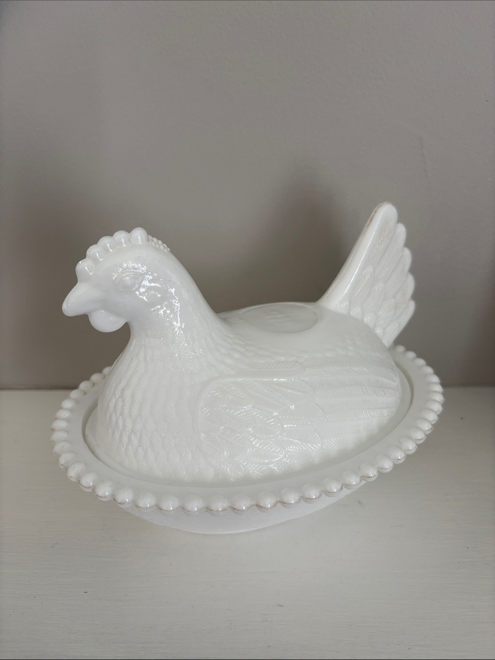 Indiana Glass HEN ON A NEST -White Milkglass - Picture 2 of 12